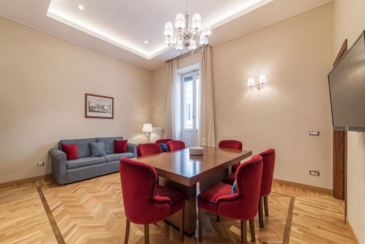 900 Apartment Rom